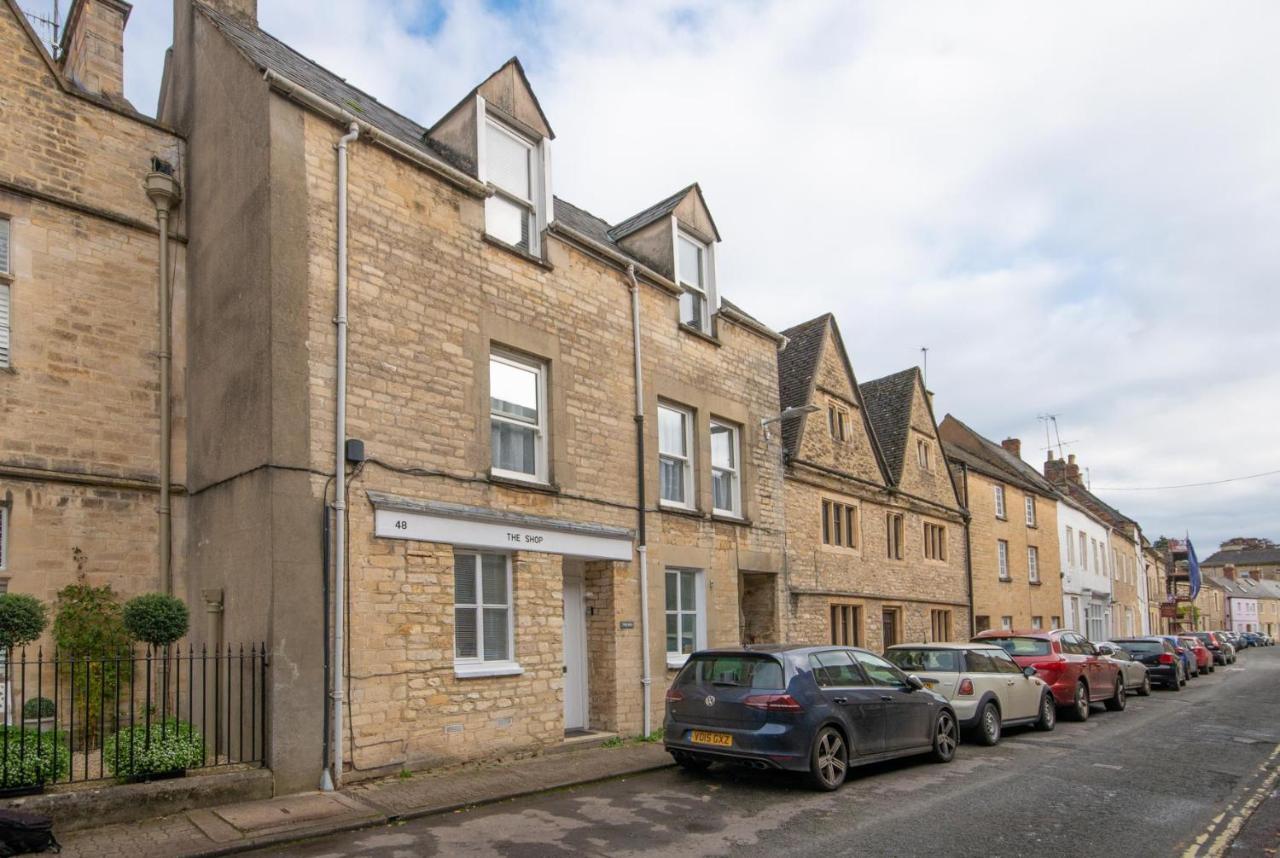 Katrinas Apartment By Treetop Property Cirencester Exterior foto